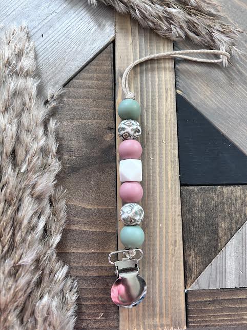 Pink Dreams Passy Clip